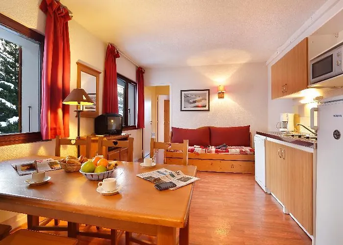 Vacanceole - L'edelweiss 3*