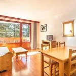 Vacanceole - L'edelweiss 3*