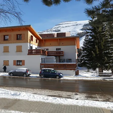 Aparthotel Vacanceole - L'edelweiss 3*