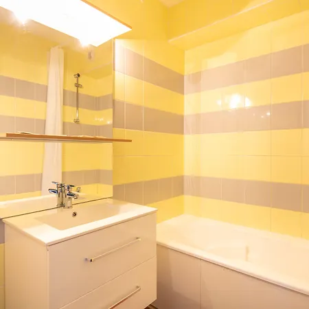 Vacanceole - L'edelweiss 3*