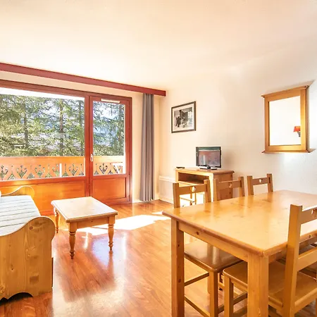 Vacanceole - L'edelweiss 3*