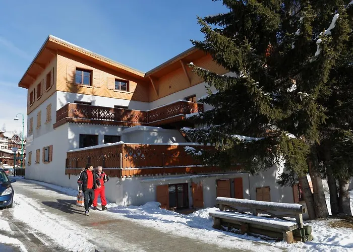 Vacanceole - L'edelweiss 3*